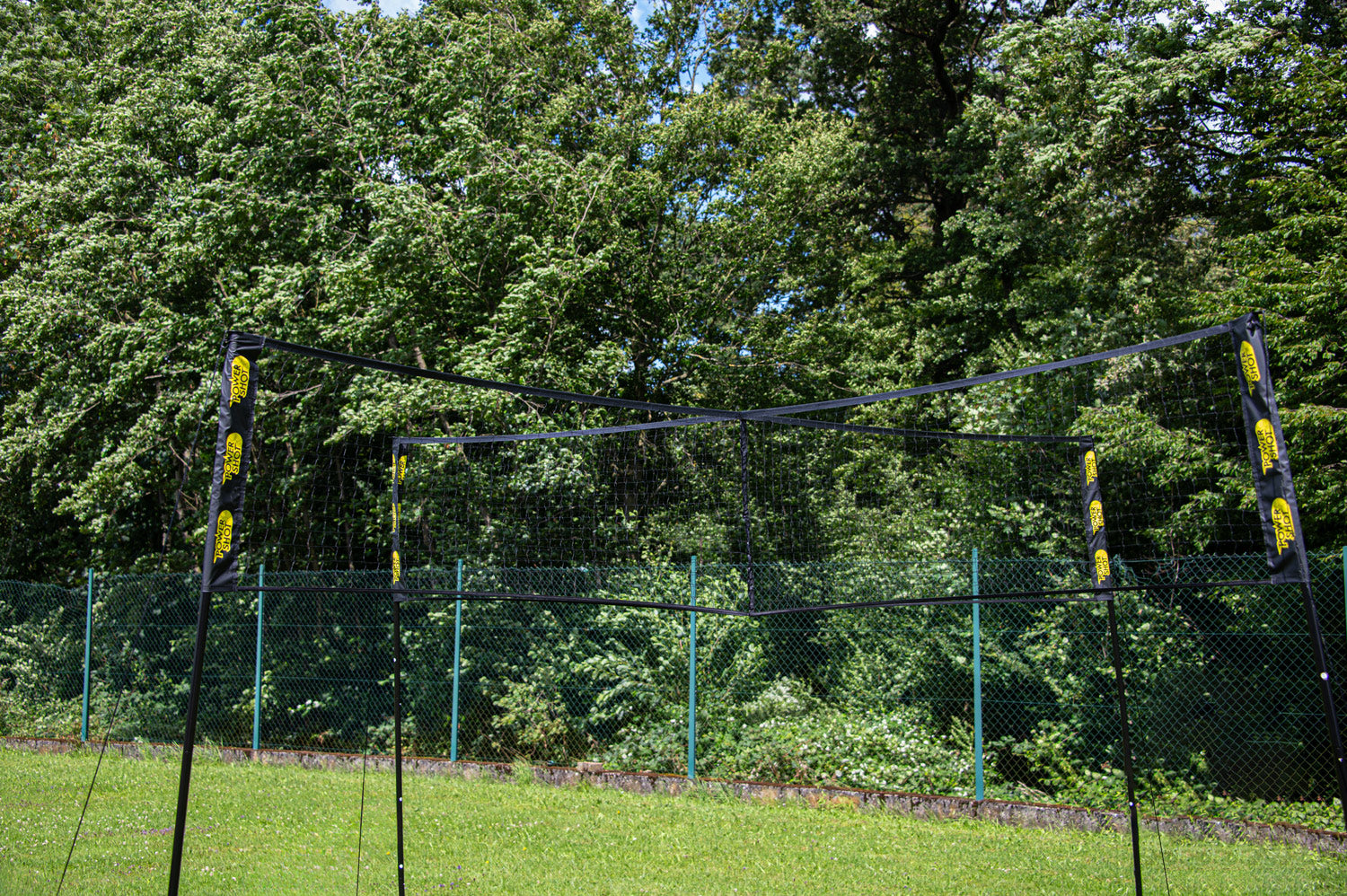 Kit for complete volleyball set with ball and carry bag Powershot