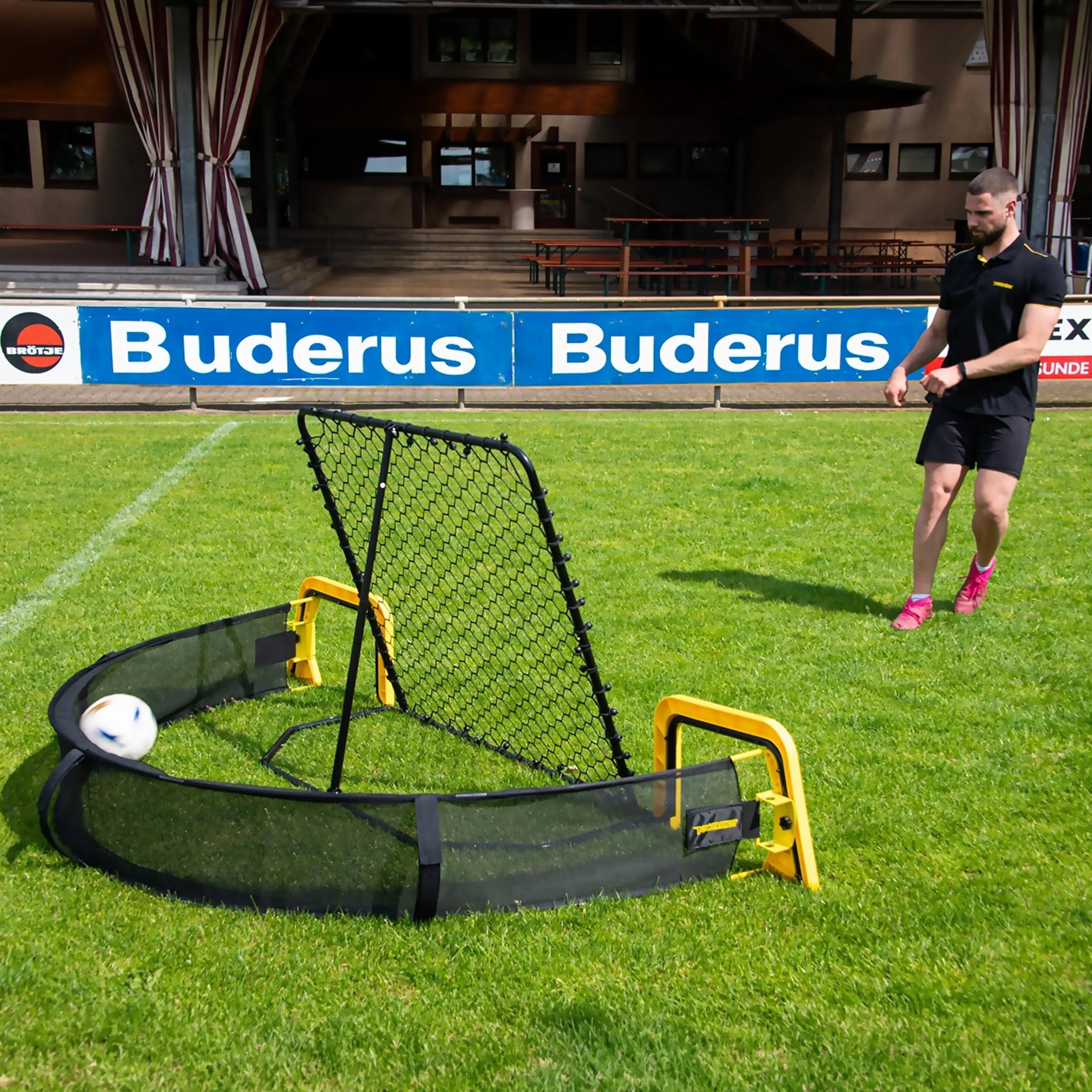 Footballmaster with bounce net - Junior - 80cm x 80cm Powershot