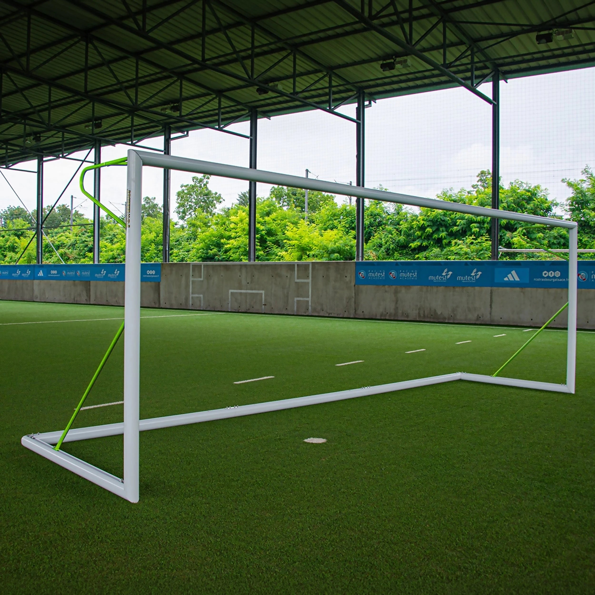 Transportable professional 11-a-side football goal aluminium - 7.32 m x 2.44 m Powershot