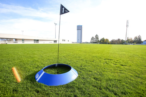 Kit de objetivos de FOOT GOLF con base y bandera - ¡Ideal para practicar la precisión de los pases!