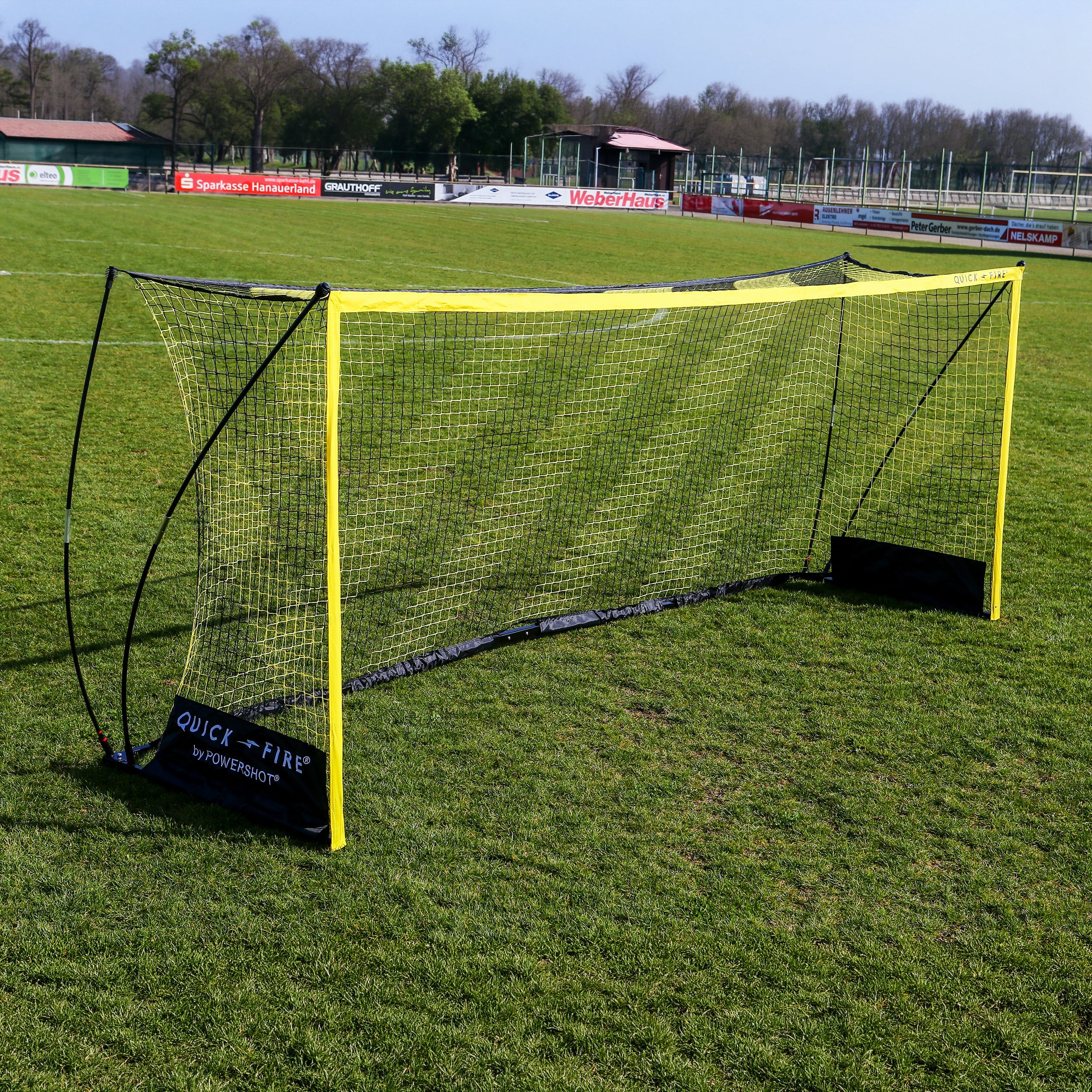 QuickFire® Self-weighted goal - 6m x 2.10m Powershot