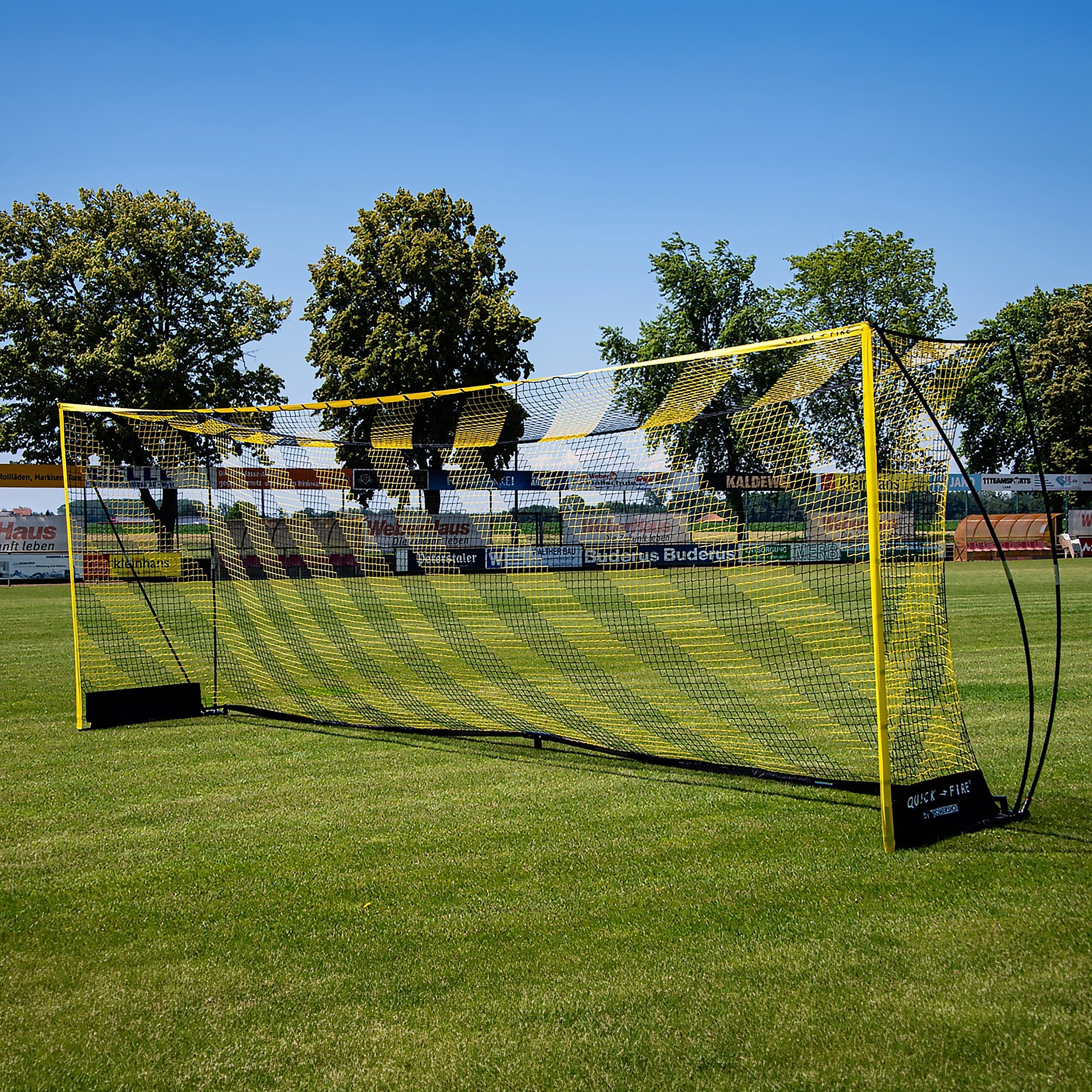 QuickFire® Self-weighted goal - 7.3m x 2.4m Powershot