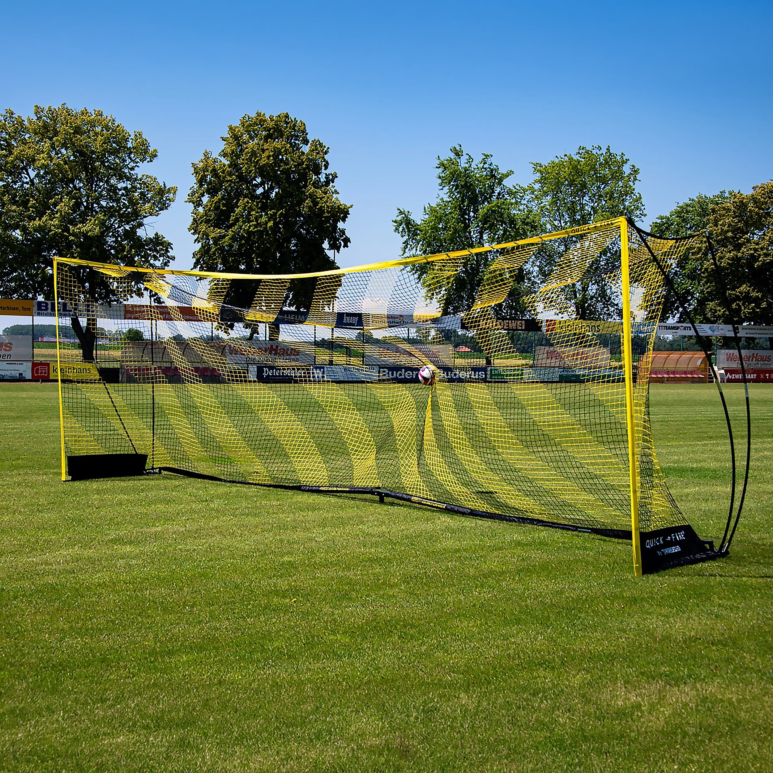 QuickFire® Self-weighted goal - 7.3m x 2.4m Powershot