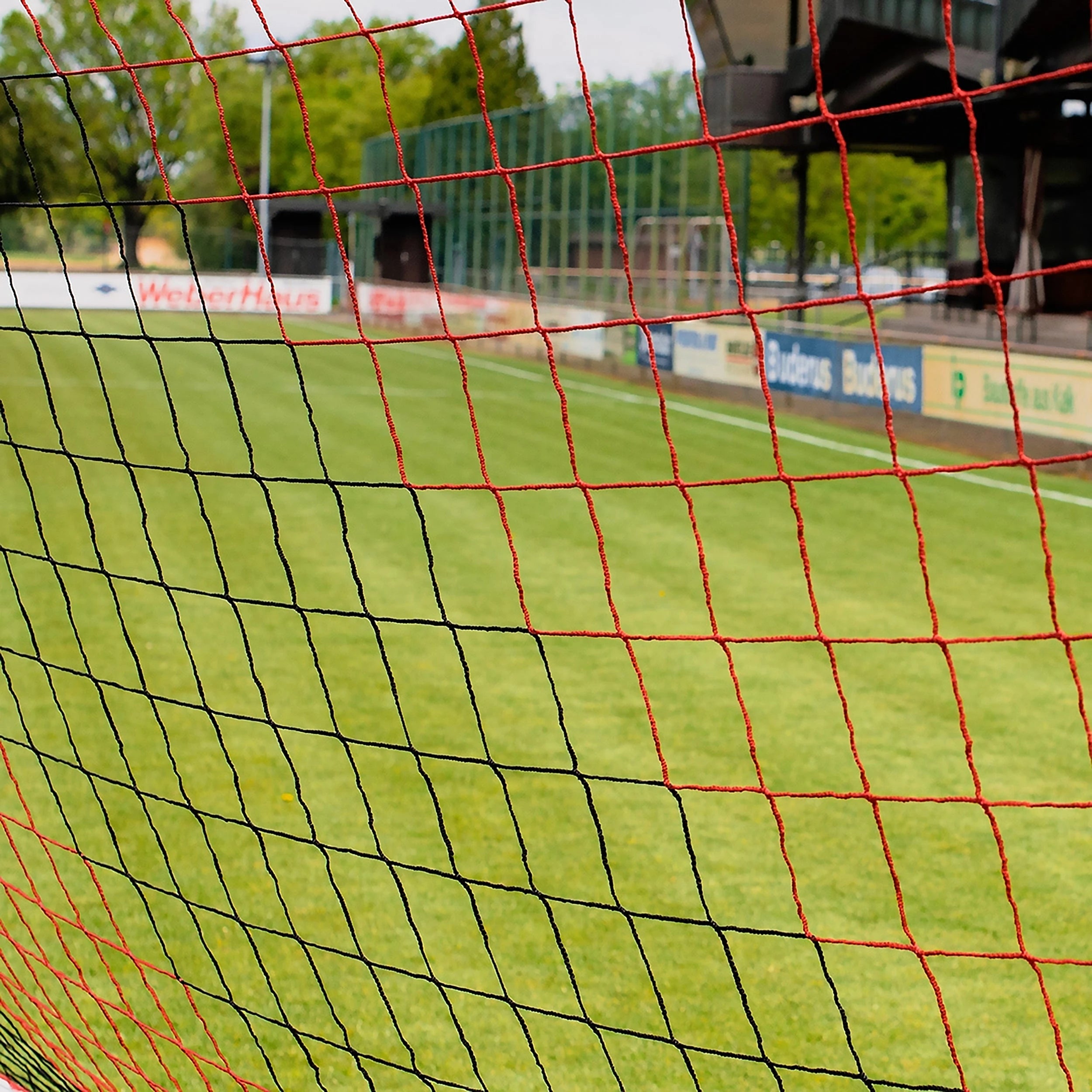 Football net black/red - 7.32m x 2.44m x 0.8m x 2m Powershot