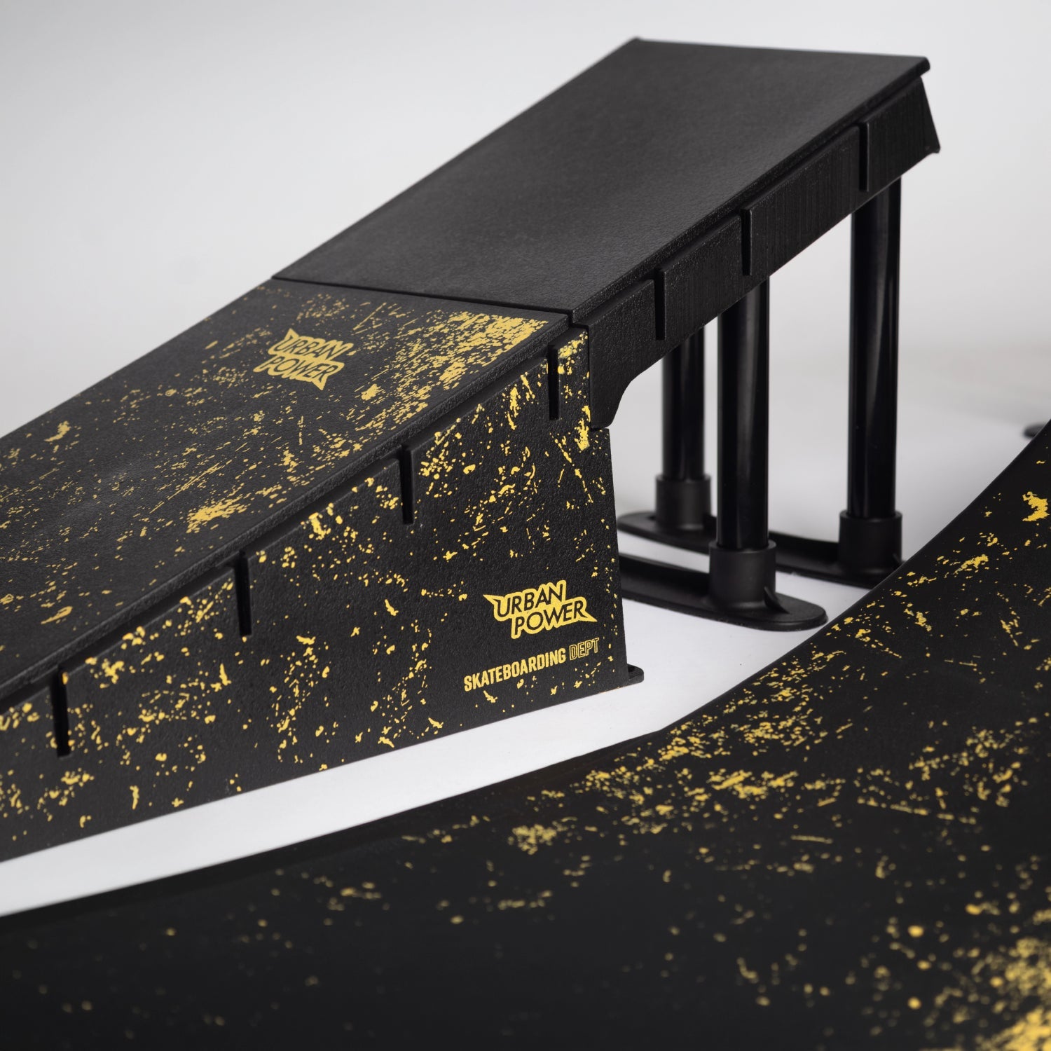 Modular Mini Skateboard Ramp Set - 6 configurations Powershot