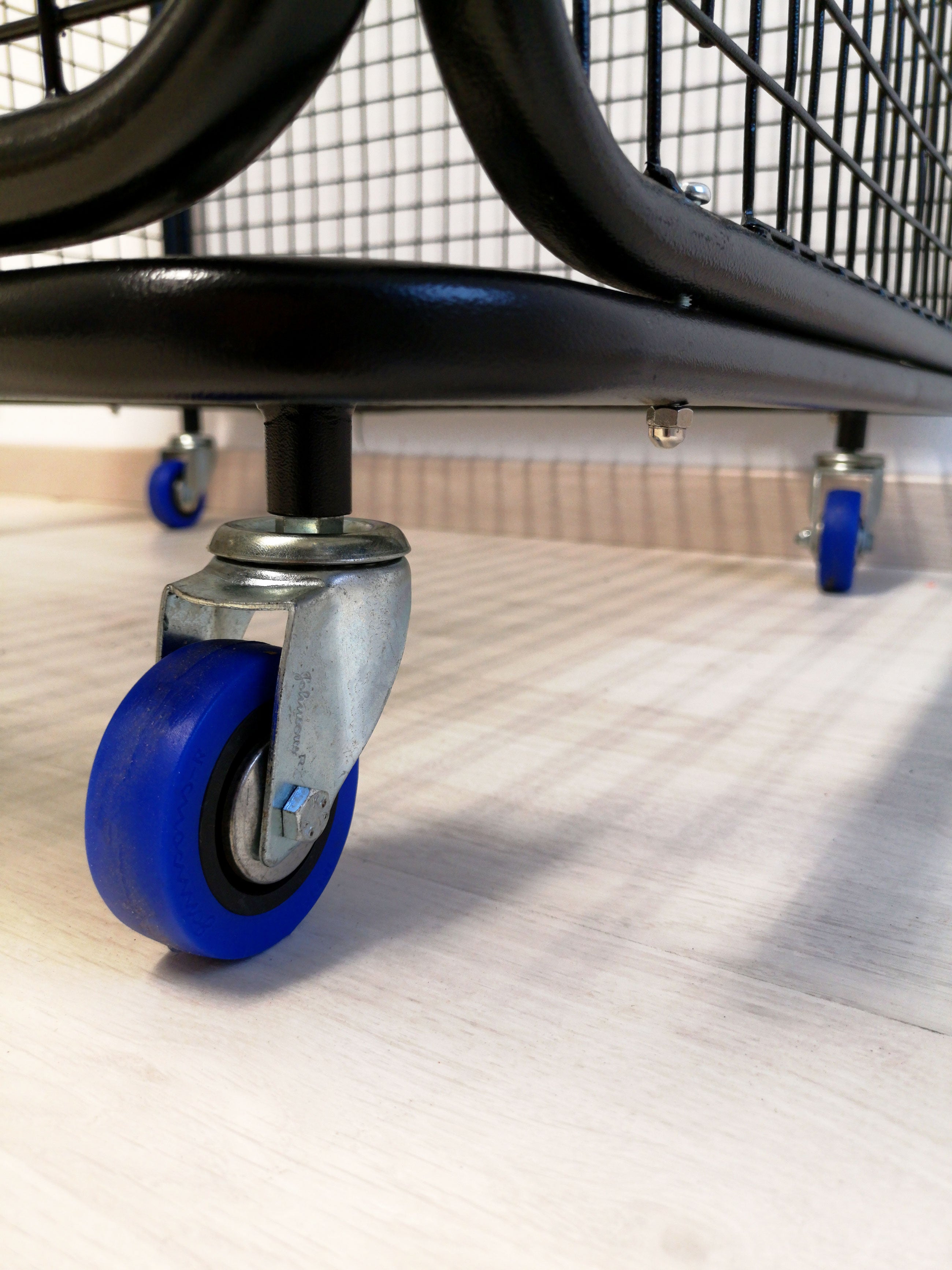 Cesta/Jaula de almacenamiento con ruedas - Para pelotas y equipamiento