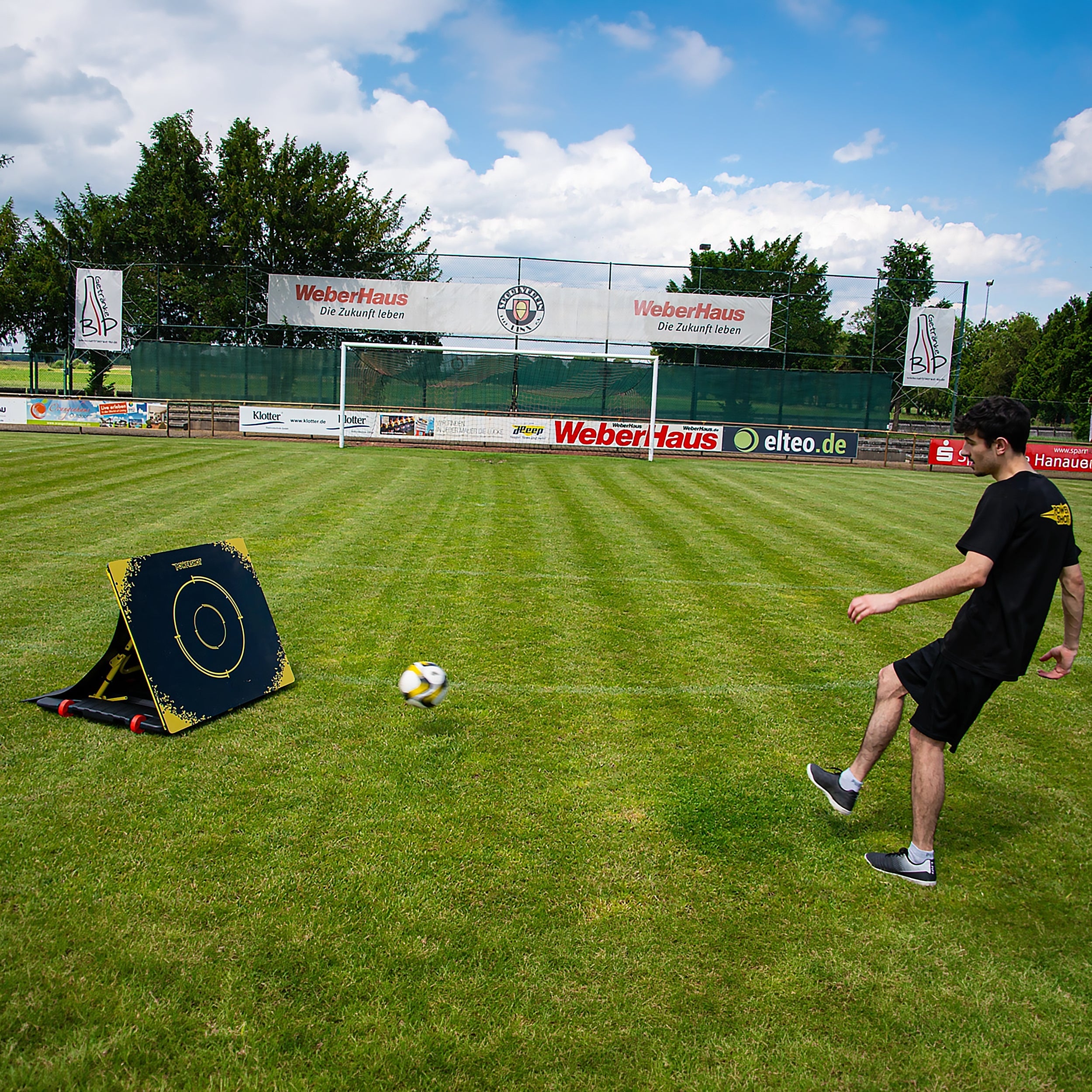 Rebound board - 1m x 0.75m with curved board Powershot