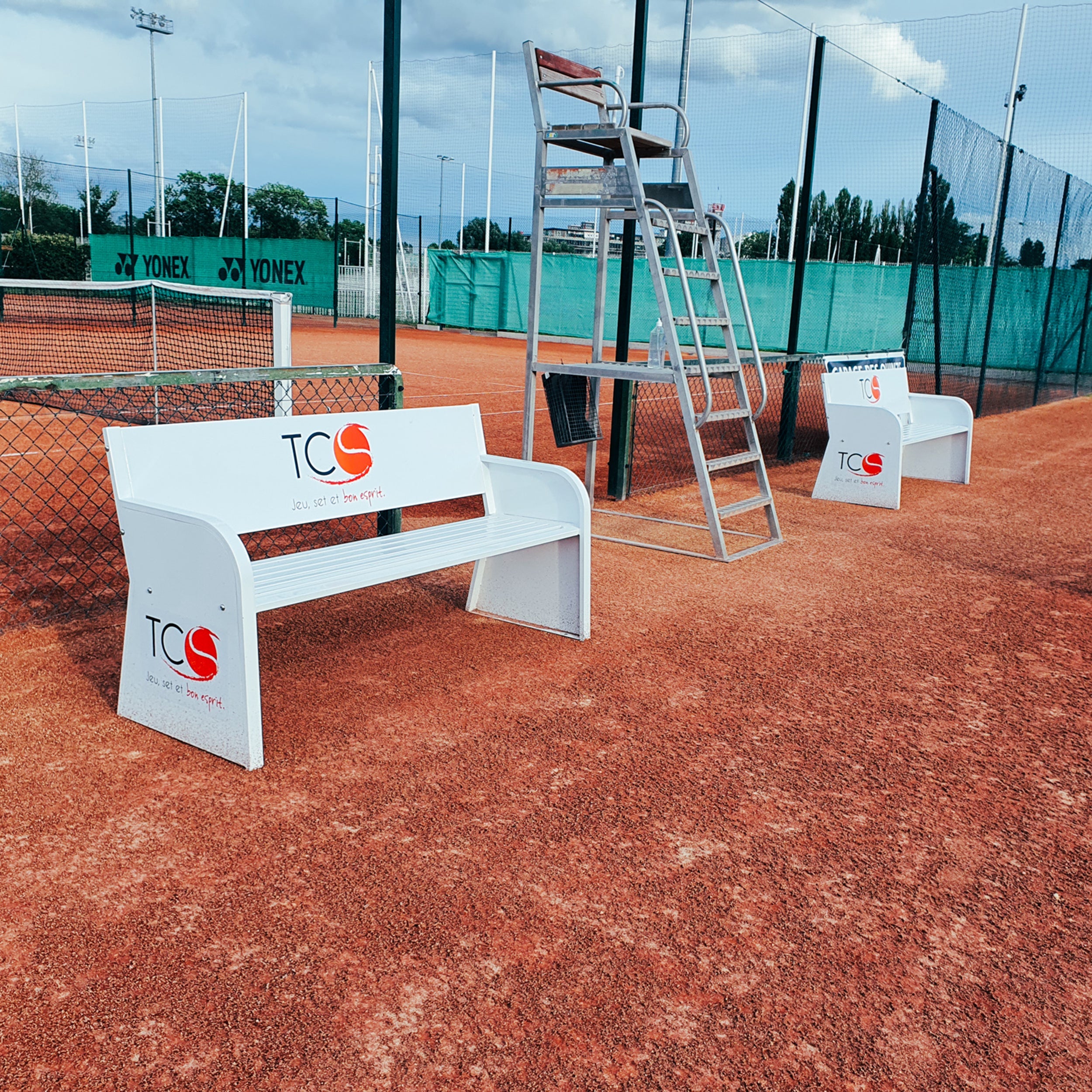 Advertising Tennis Court Bench – Steel Carrington