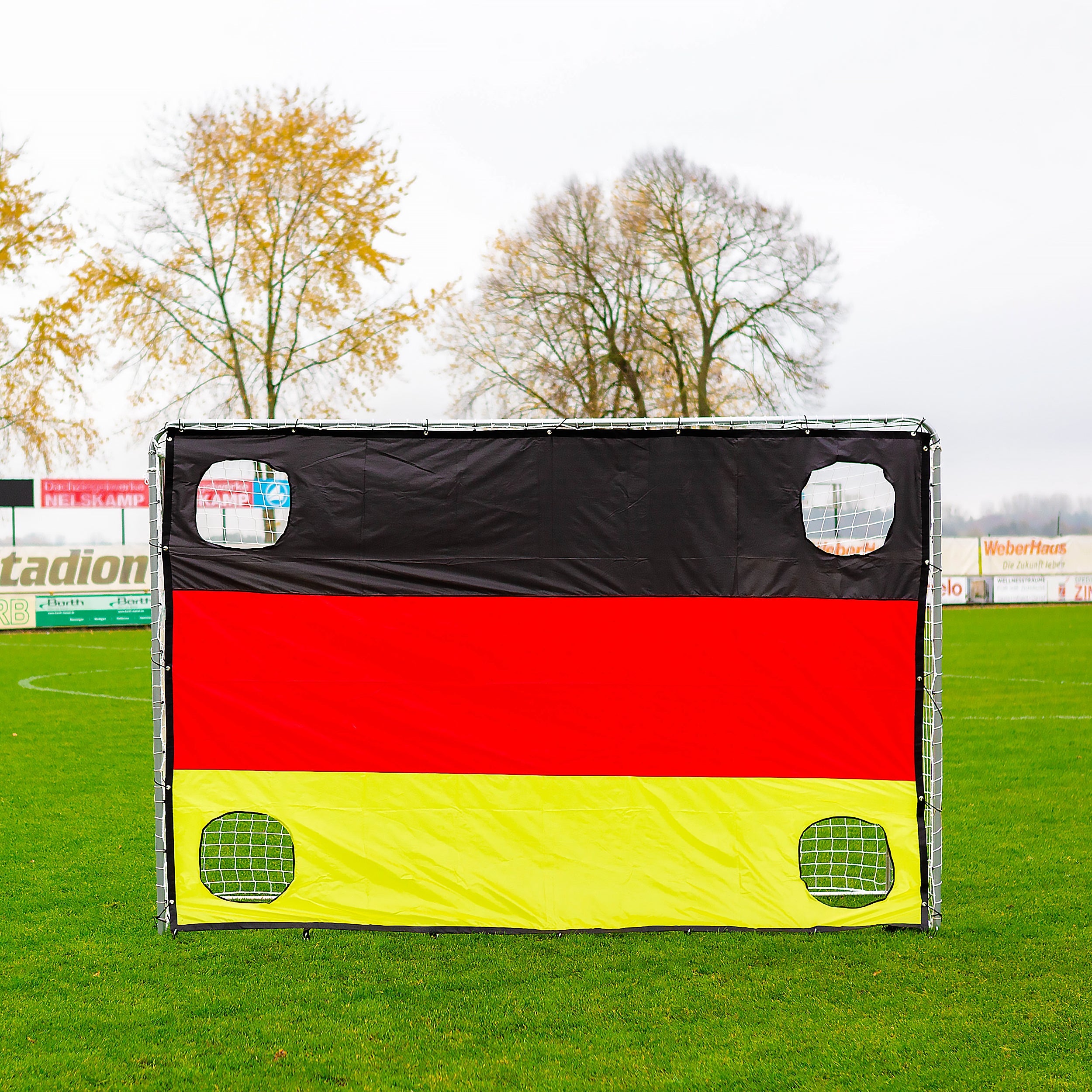 Shooting wall with flag - 3m x 2m Powershot