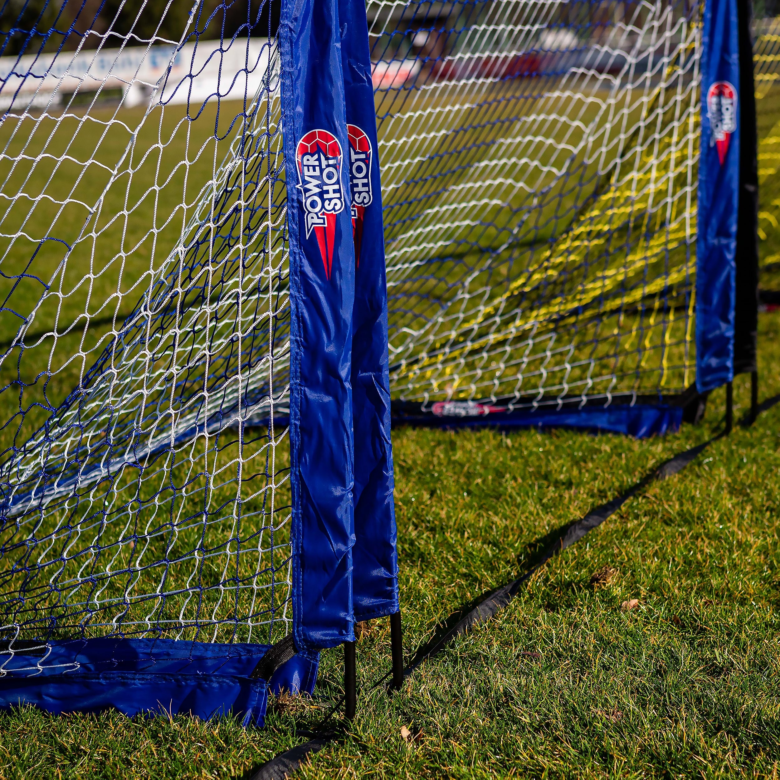 Pair of pop up goals - 1,2m x 0,9m (4' x 3') Powershot