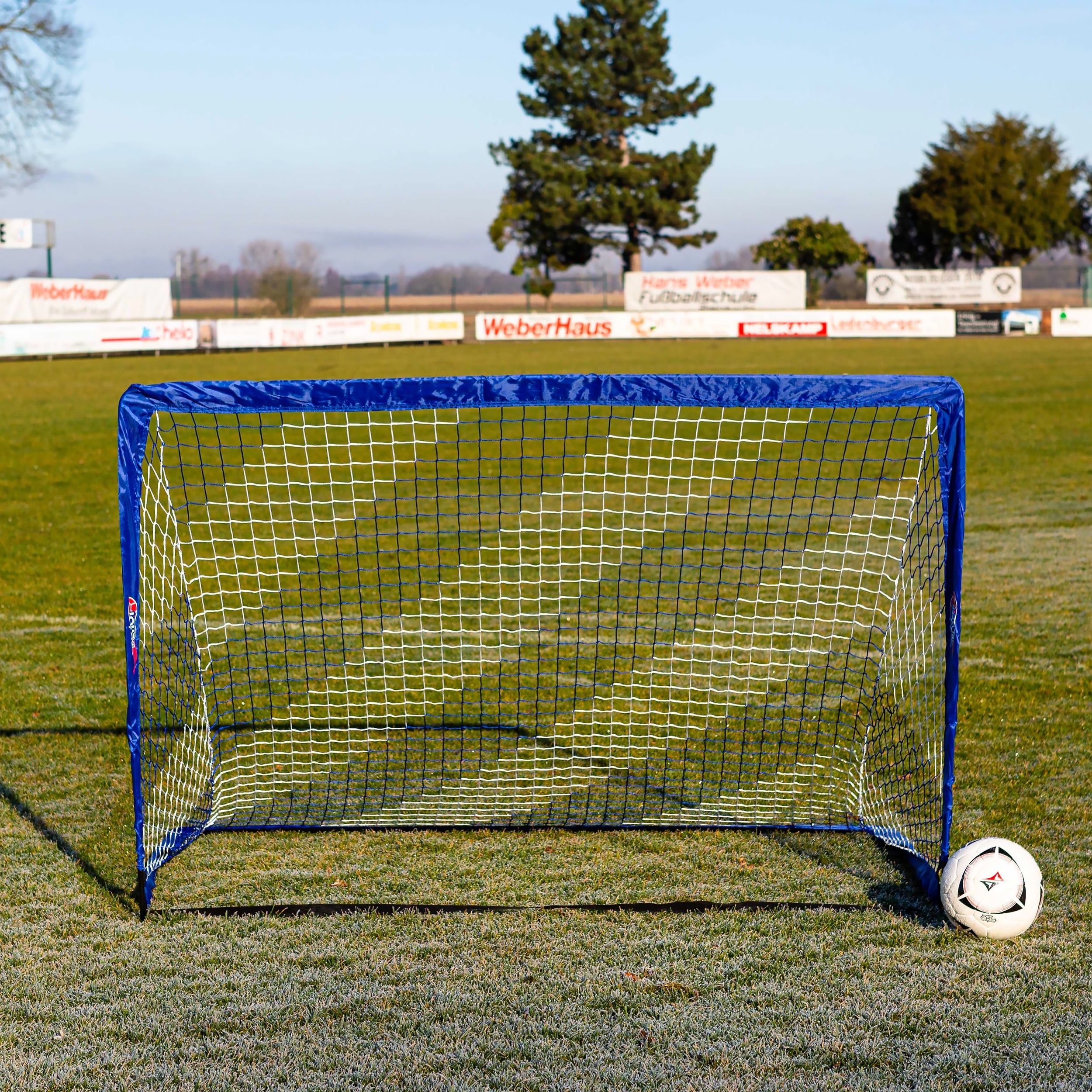 Pair of pop up goals - 1,2m x 0,9m (4' x 3') Powershot
