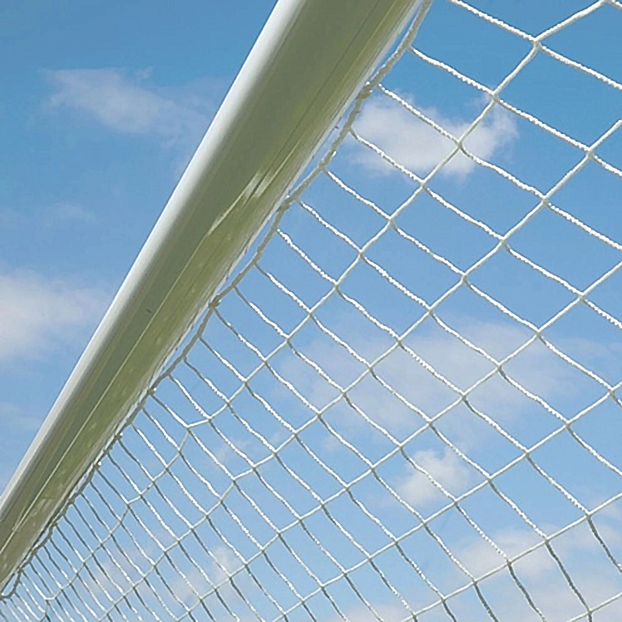 Football net white - 7.32m x 2.44m x 0.8m x 1.5m - 4mm Powershot