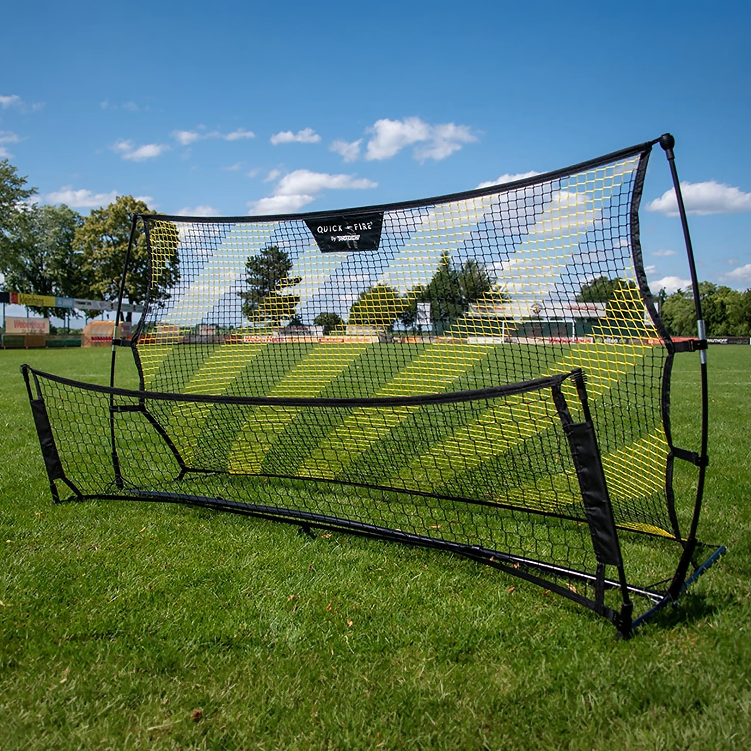 Football trainer two sided rebound net with ball Powershot