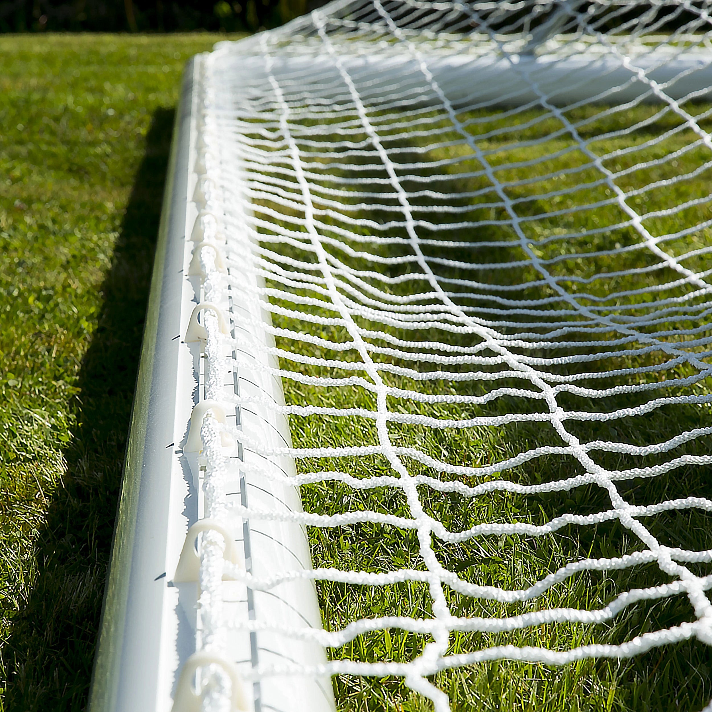 Football net white - 7.32m x 2.44m x 0.8m x 1.5m - 4mm Powershot