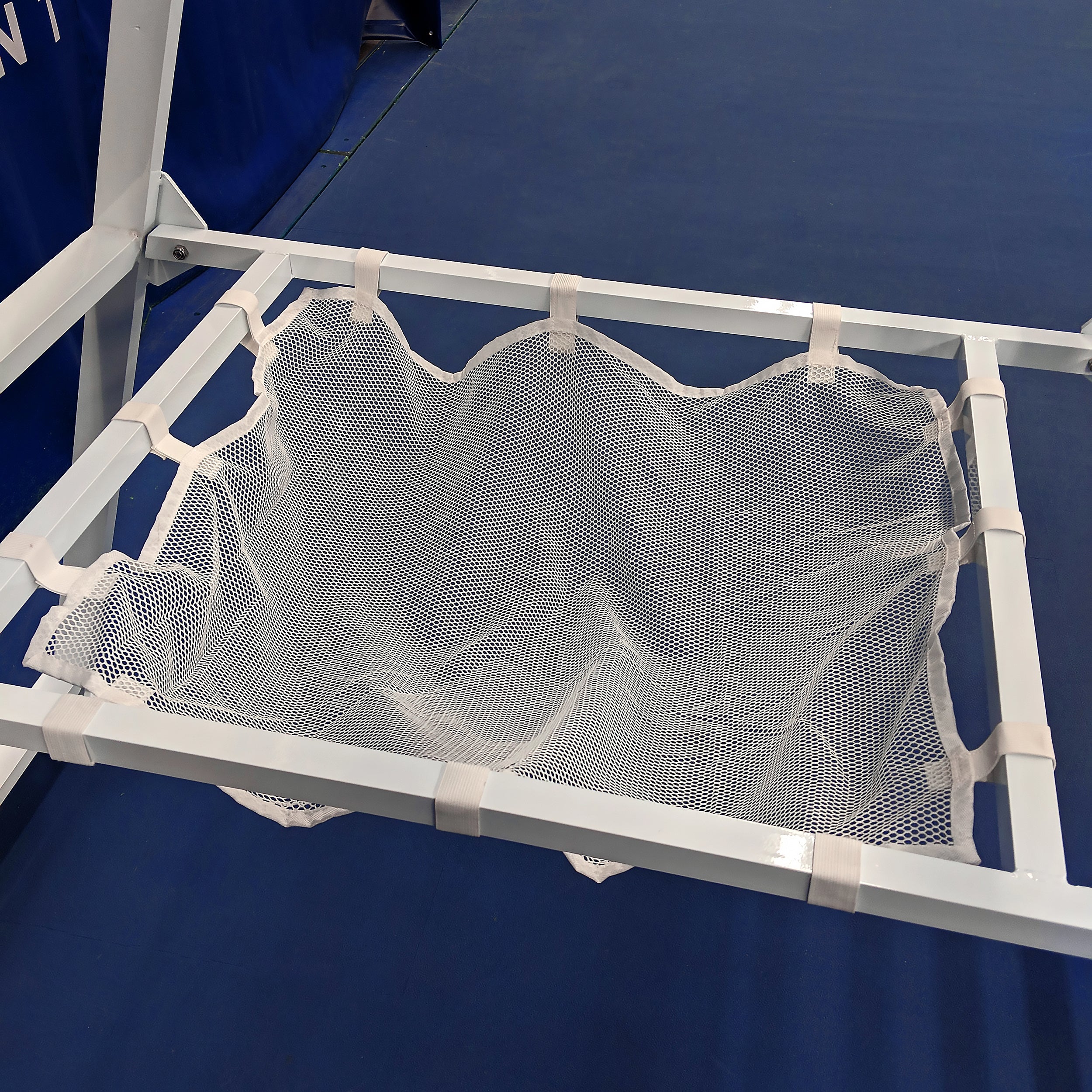 Umpire chair in aluminium Carrington