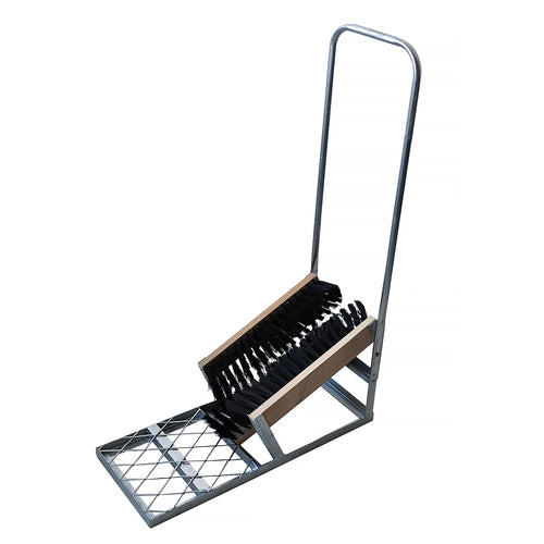 Shoe brush for sports fields with support handle Carrington
